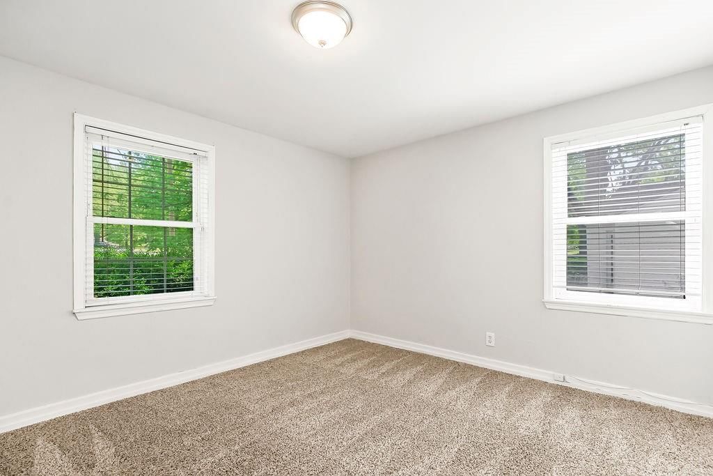 8516 Hiawatha Road — photo 15