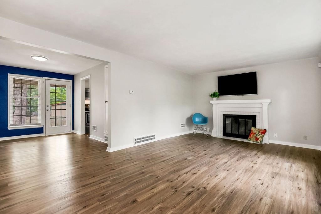 8516 Hiawatha Road — photo 5