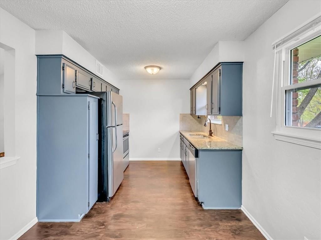 2218 NW 64 Terrace — photo 9
