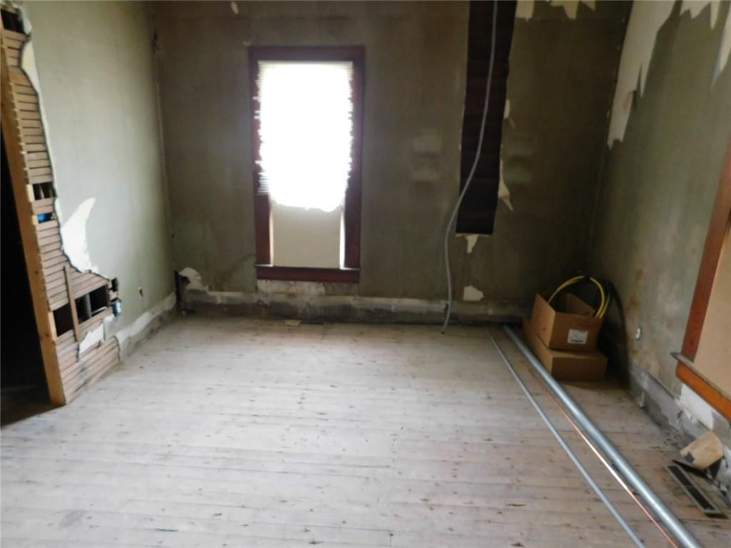 203 W Quincy Street — photo 12