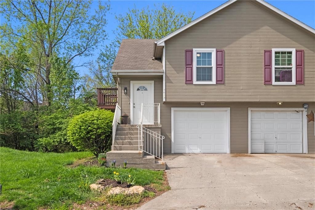 5618 N Anita Avenue — photo 2