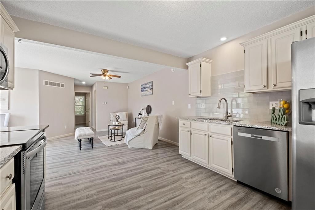 5618 N Anita Avenue — photo 13