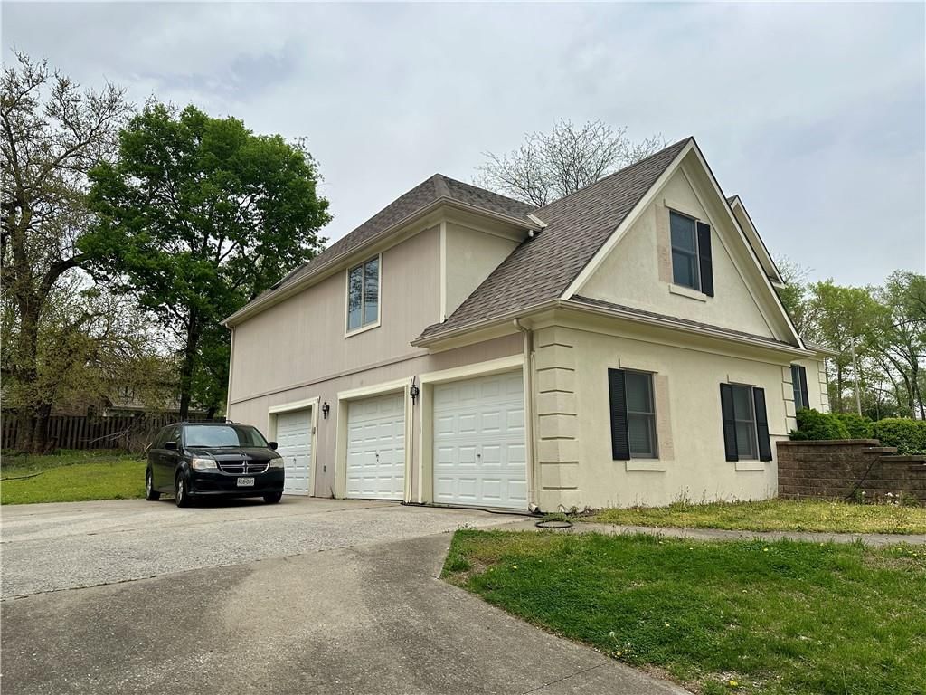 604 Park Place — photo 2