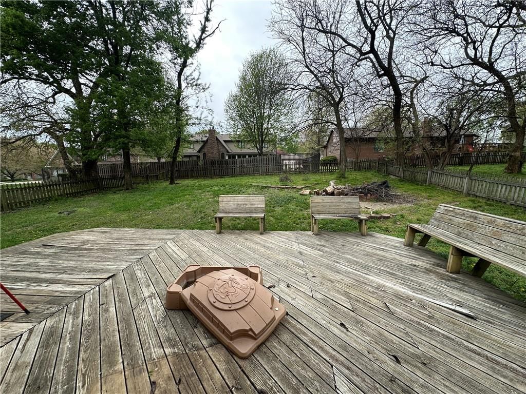 604 Park Place — photo 36