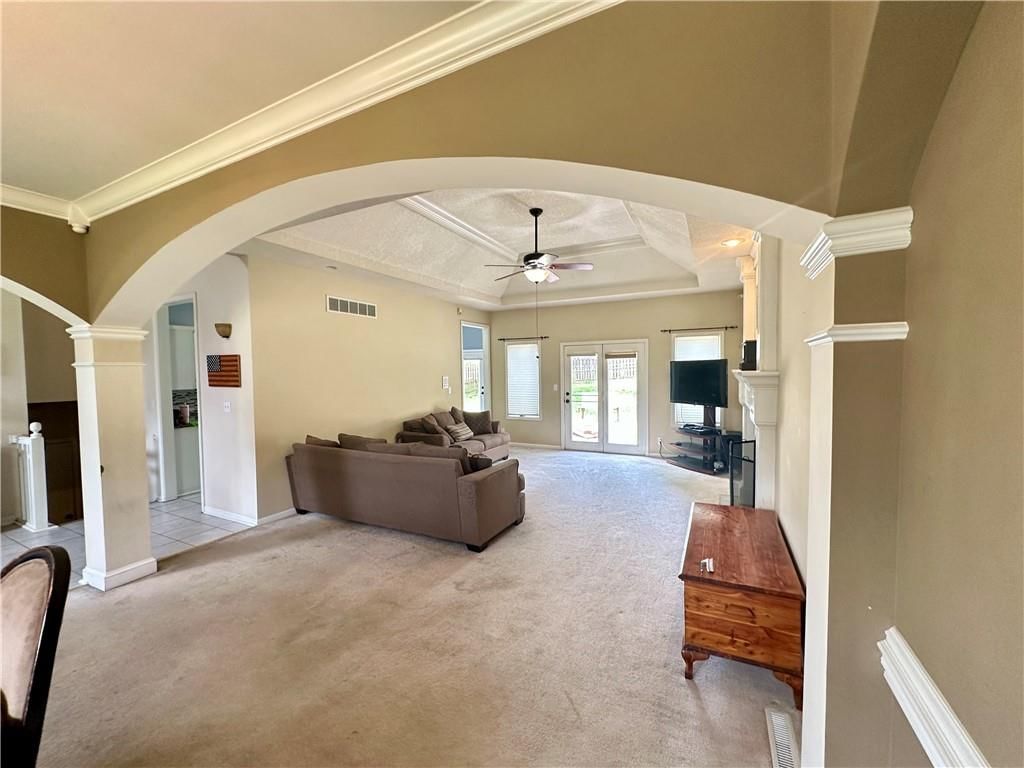 604 Park Place — photo 8