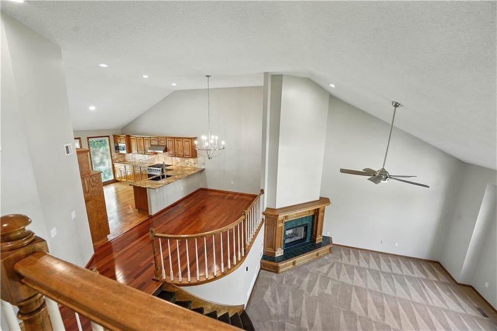 22405 W 52nd Terrace — photo 18