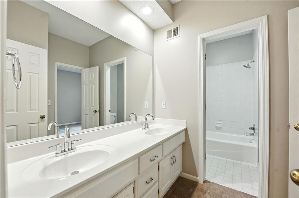 22405 W 52nd Terrace — photo 28
