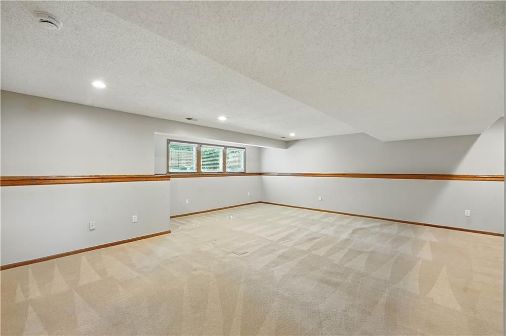 22405 W 52nd Terrace — photo 31