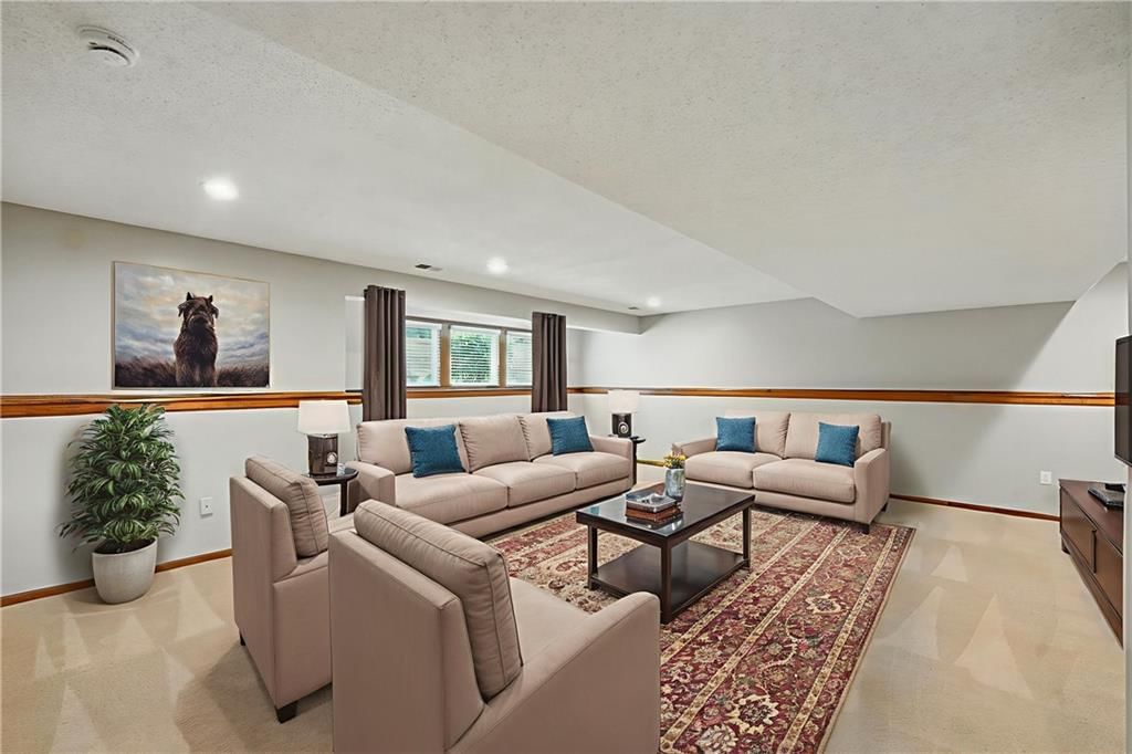 22405 W 52nd Terrace — photo 32