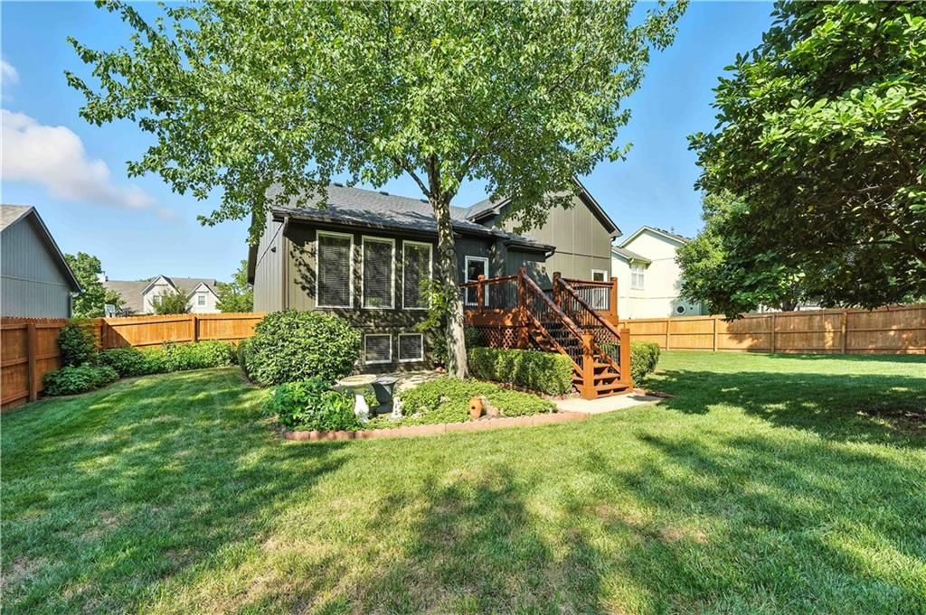 22405 W 52nd Terrace — photo 42