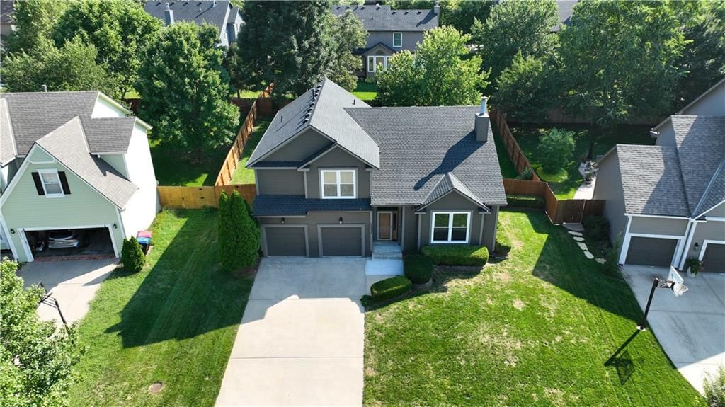 22405 W 52nd Terrace — photo 45