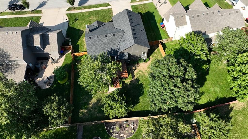 22405 W 52nd Terrace — photo 47