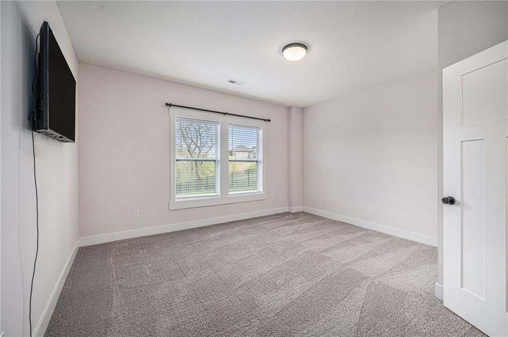 5626 Thousand Oaks Drive — photo 24