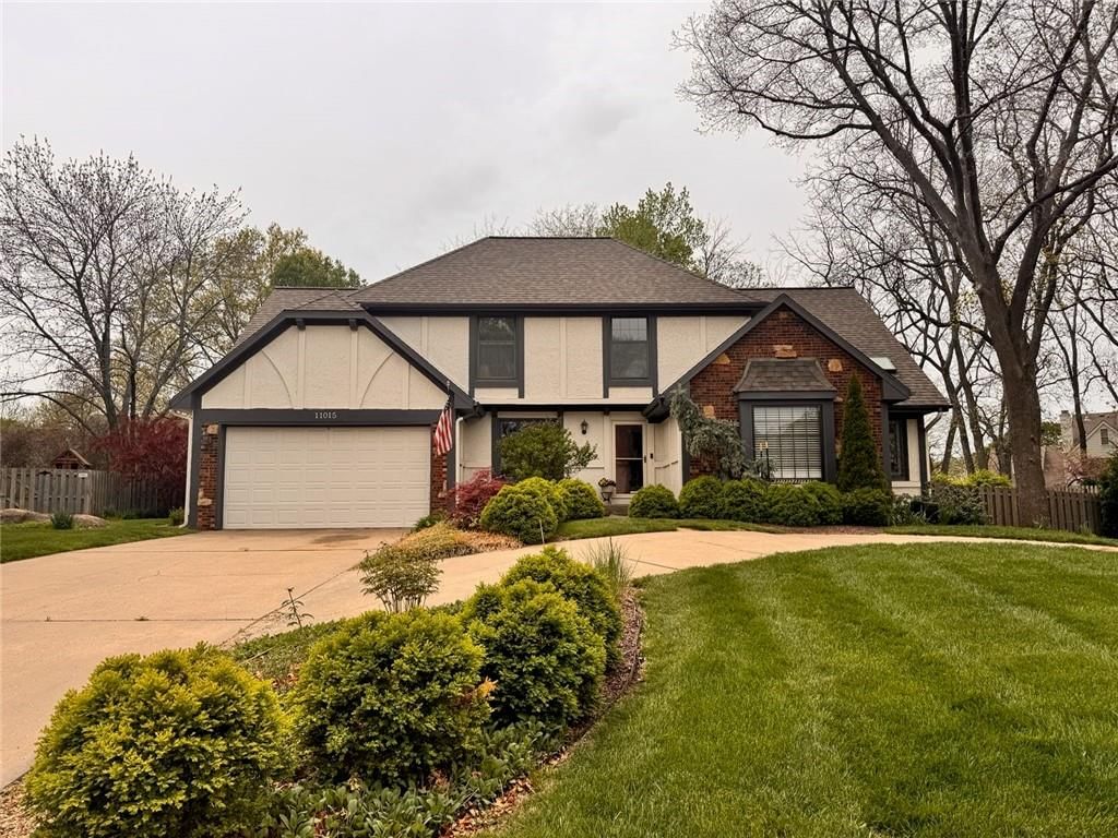 11015 W 120 Terrace, Overland Park, KS
