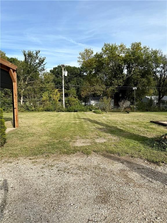 1325 S Cedar Street — photo 26