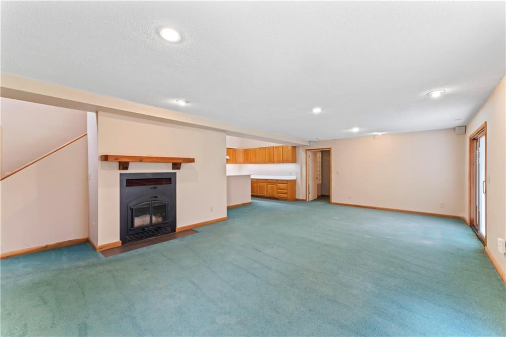 9016 Riverview Avenue — photo 23
