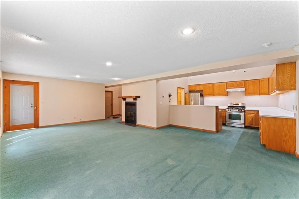 9016 Riverview Avenue — photo 25