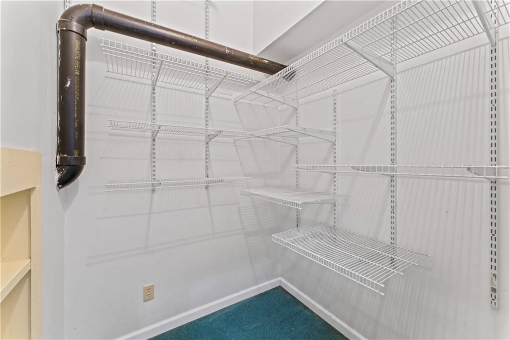 9016 Riverview Avenue — photo 32