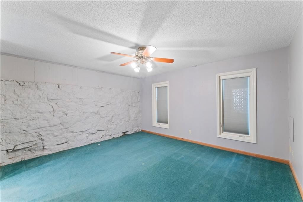 9016 Riverview Avenue — photo 35