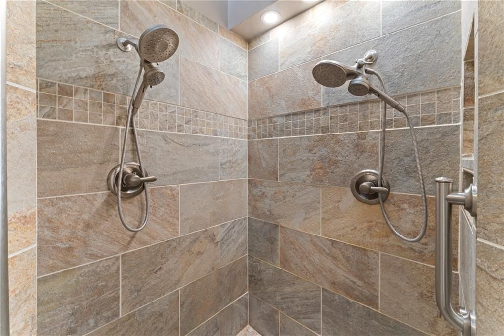 9016 Riverview Avenue — photo 42