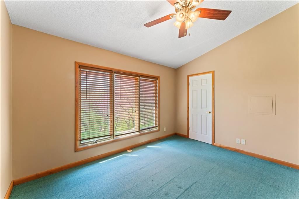 9016 Riverview Avenue — photo 45