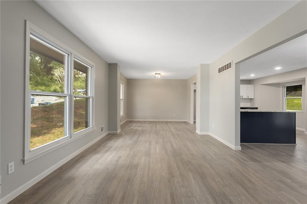 11301 E PARK Street — photo 3