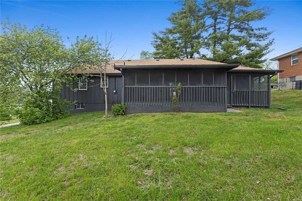 11301 E PARK Street — photo 24