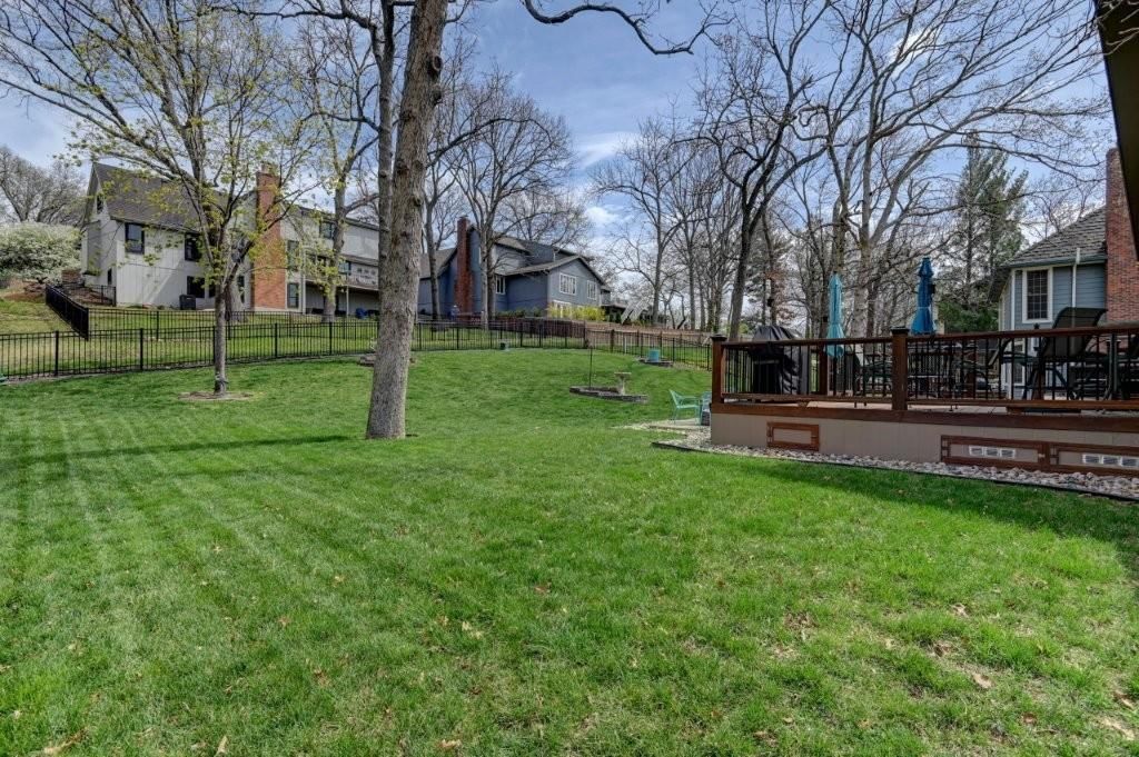 218 NW Aspen Street — photo 11