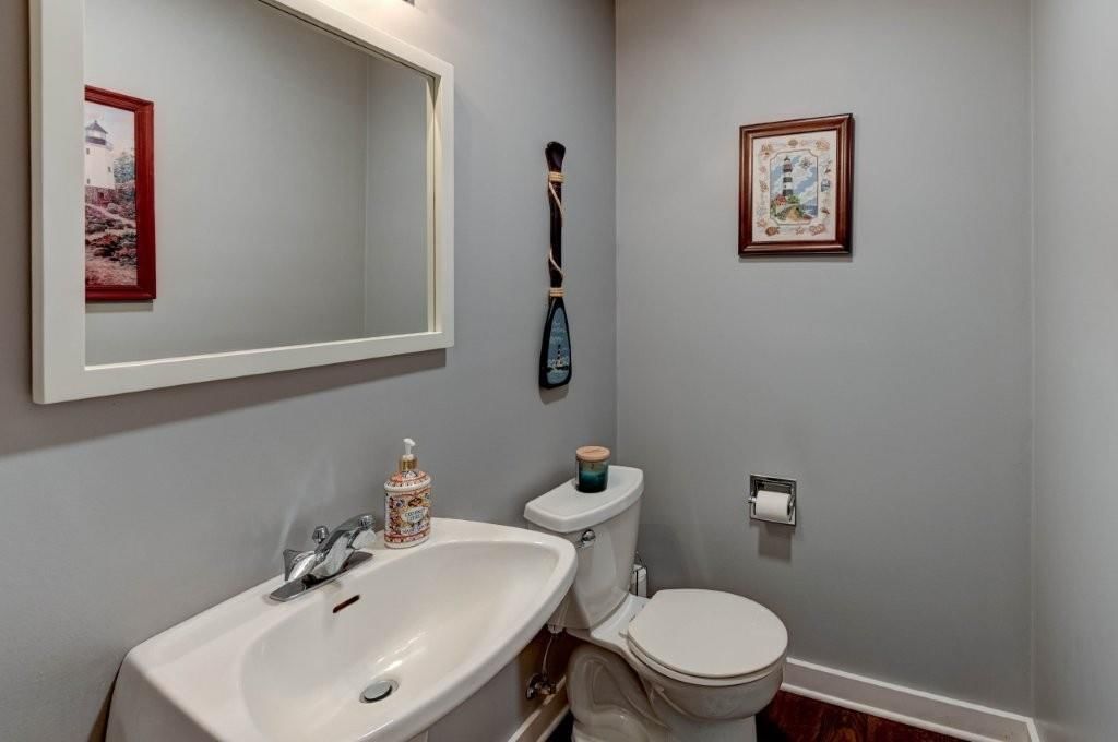 218 NW Aspen Street — photo 36