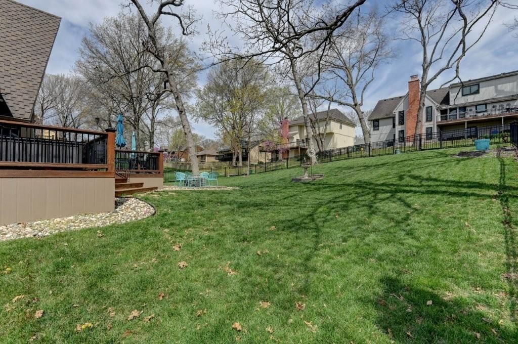 218 NW Aspen Street — photo 6