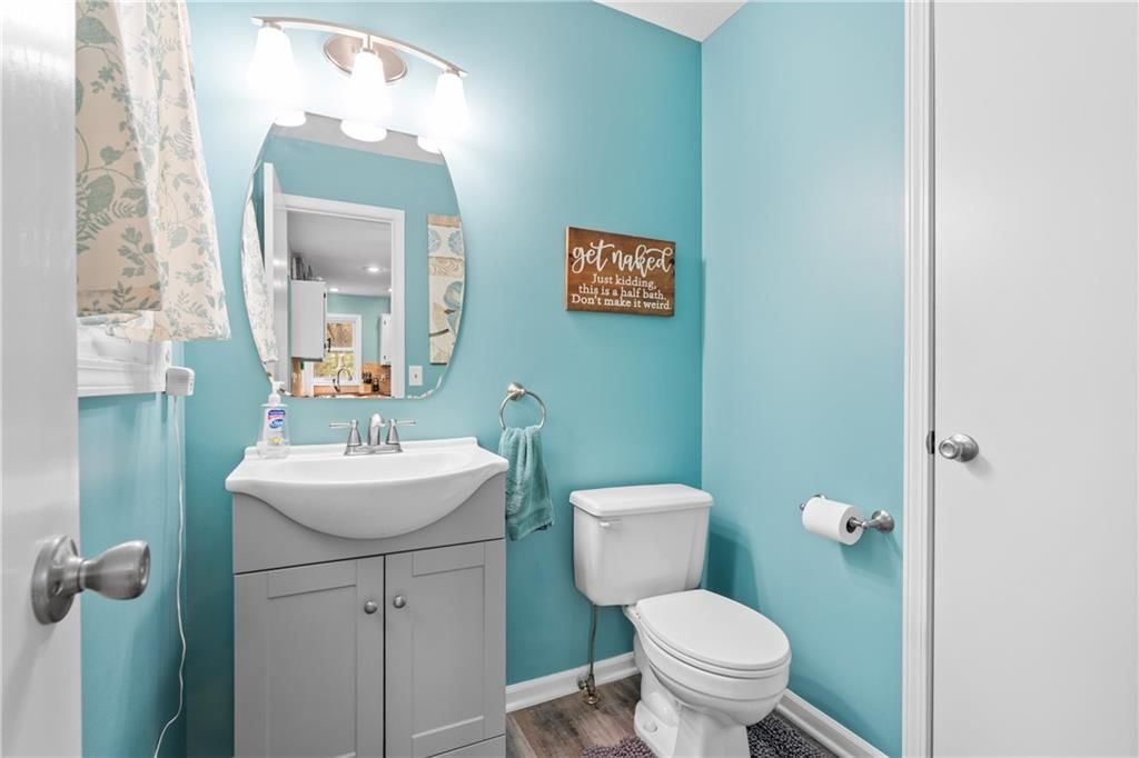 901 NW Pennington Court — photo 17