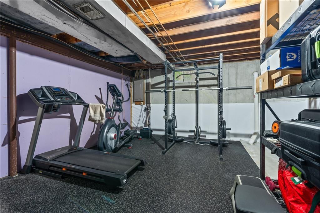 901 NW Pennington Court — photo 30
