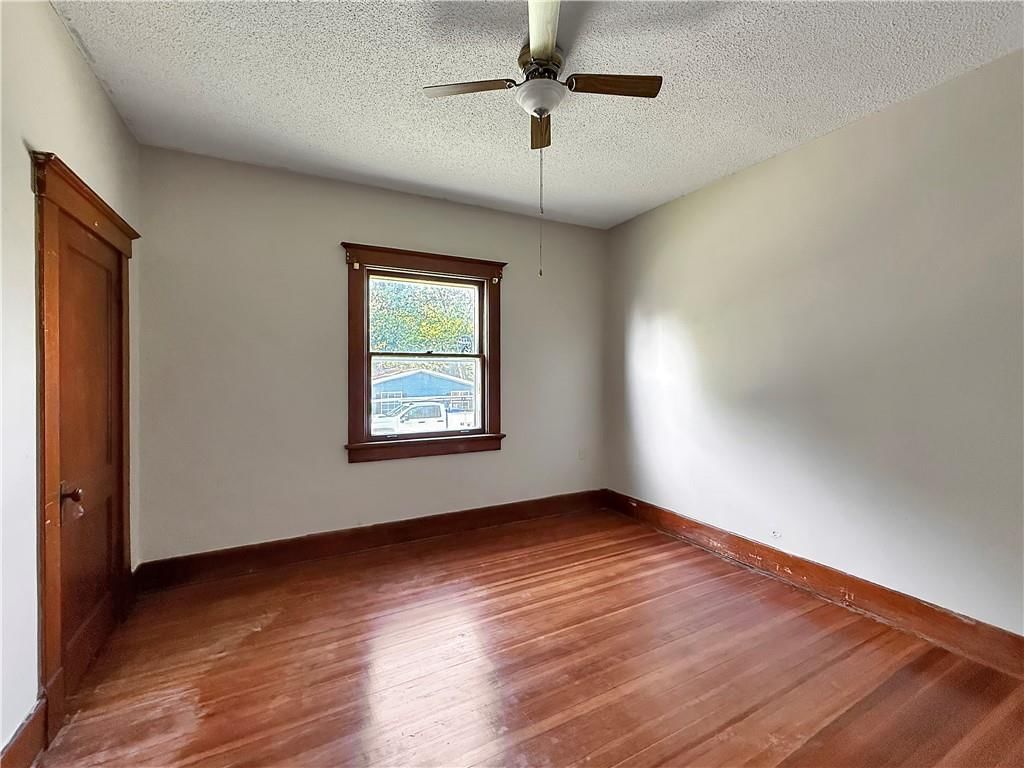 321 N Grand Street — photo 9