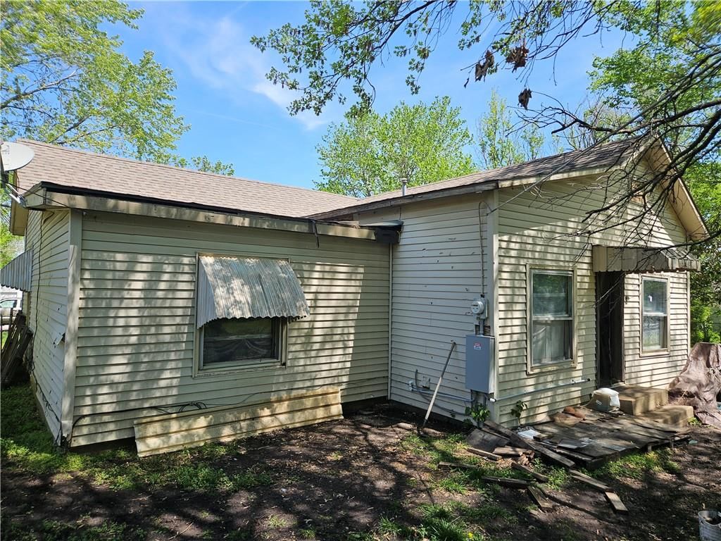 1220 E Elm Street — photo 5