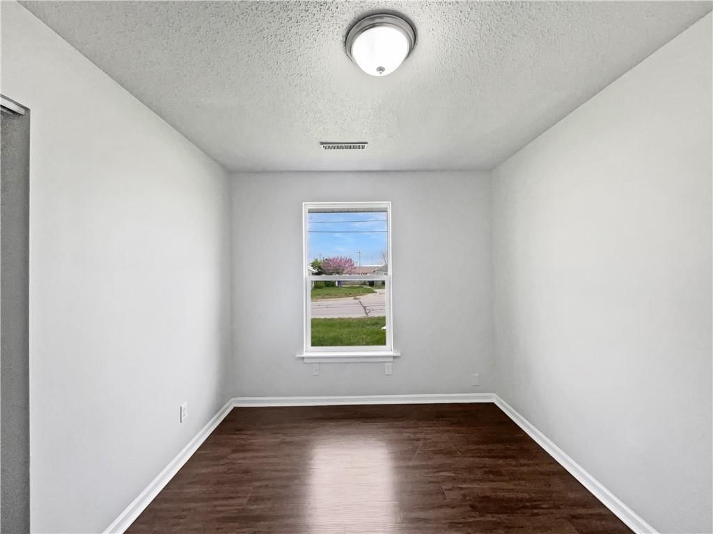1503 E Park Street — photo 15
