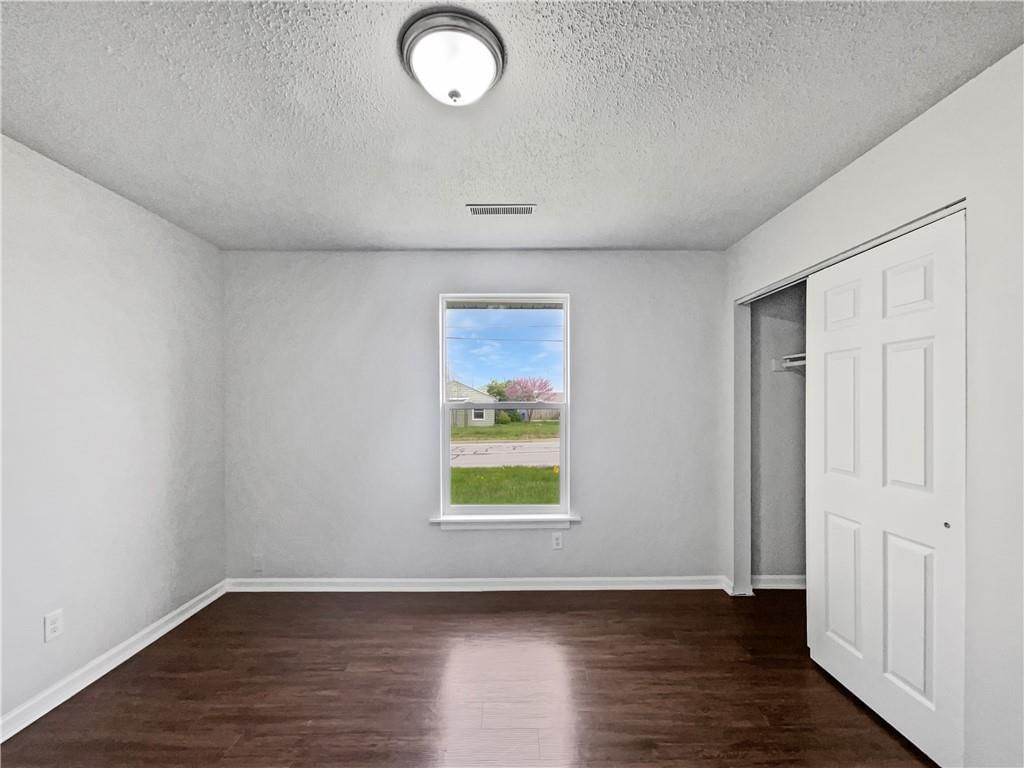 1503 E Park Street — photo 16