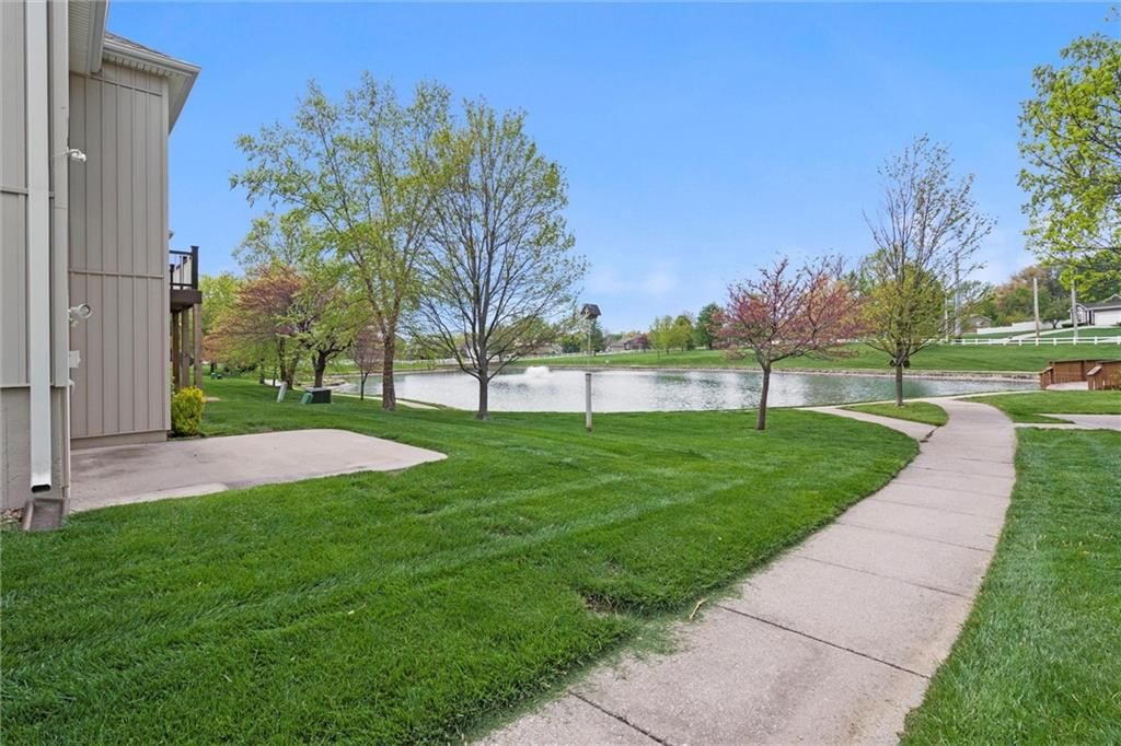 4828 SW Leafwing Drive — photo 31