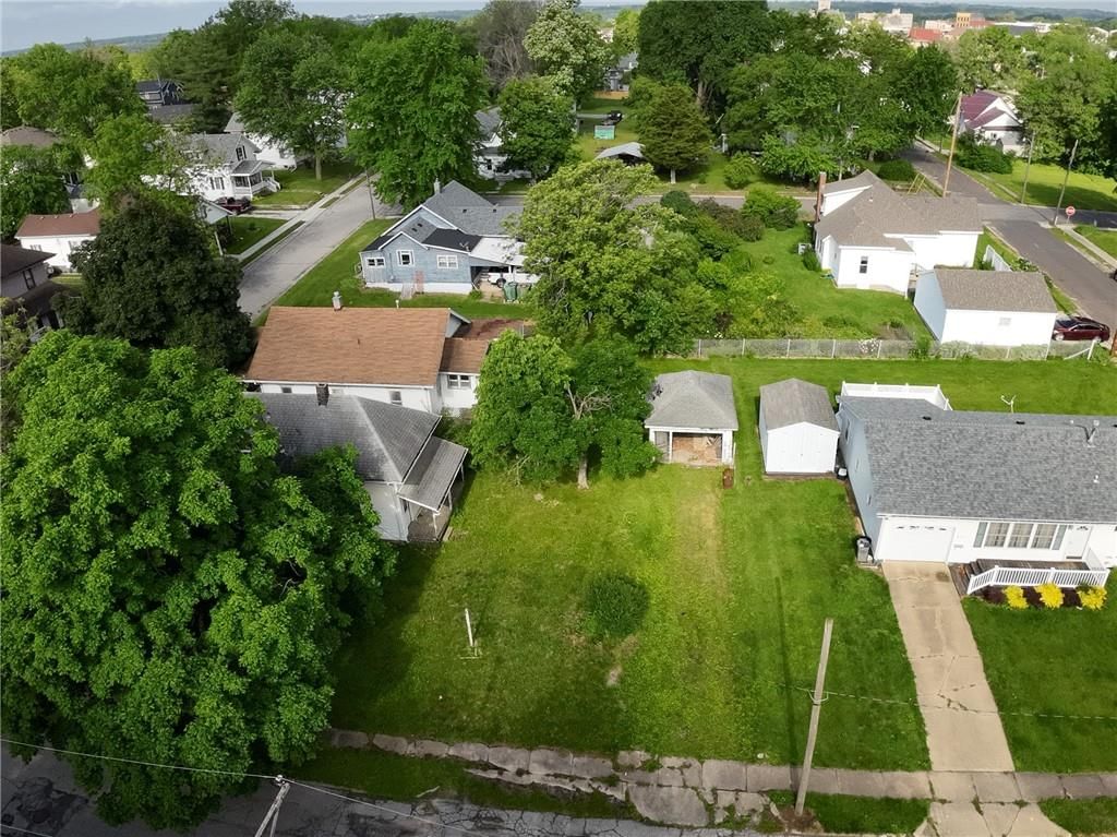 707 E 8th Street — photo 15