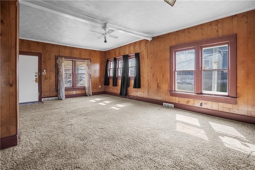 707 E 8th Street — photo 3