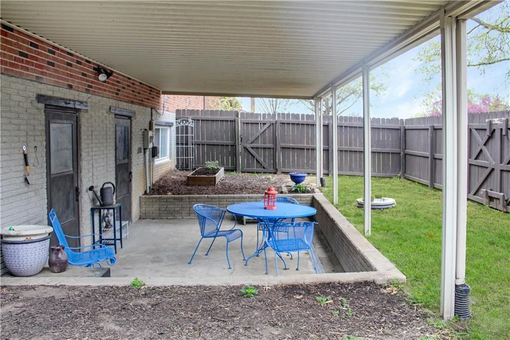 505 W 30th Street — photo 27