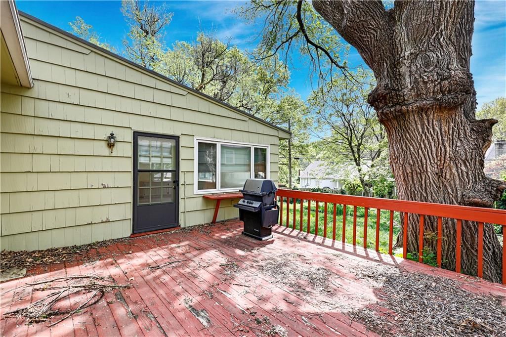 6601 Milhaven Drive — photo 29
