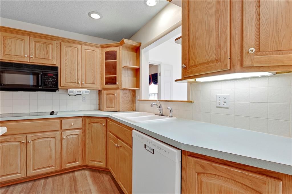 6601 Milhaven Drive — photo 8