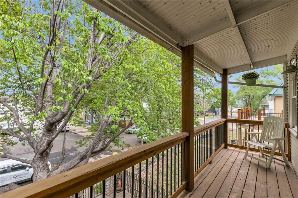 533 Forest Avenue — photo 12