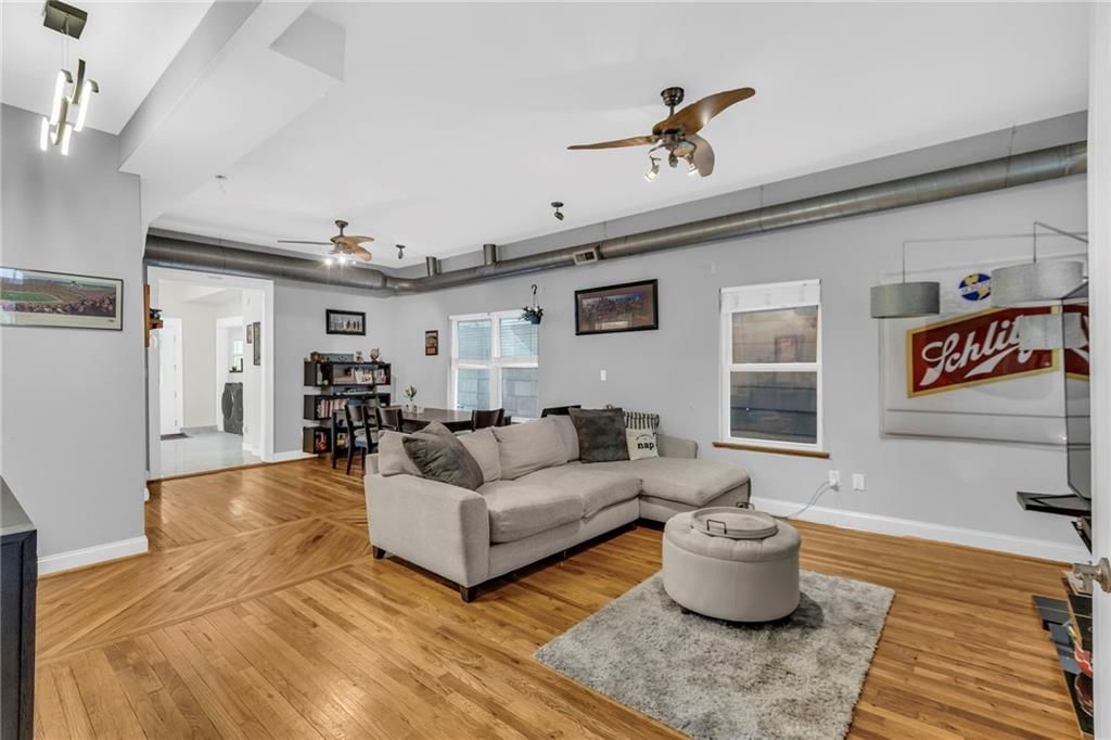 533 Forest Avenue — photo 4