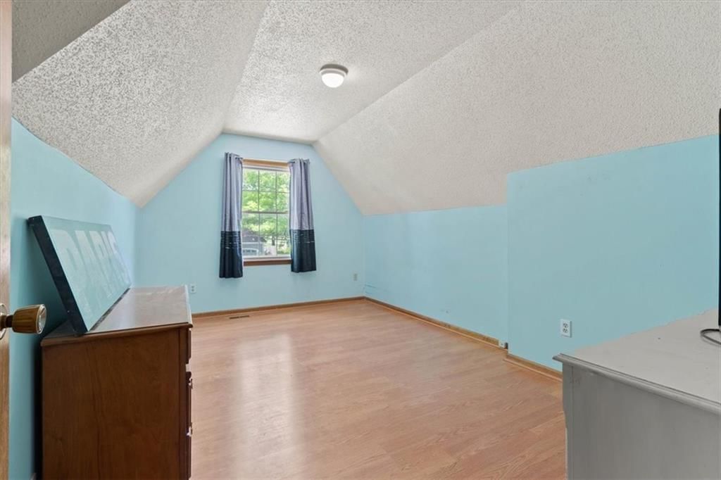 11209 W 115 Street — photo 19