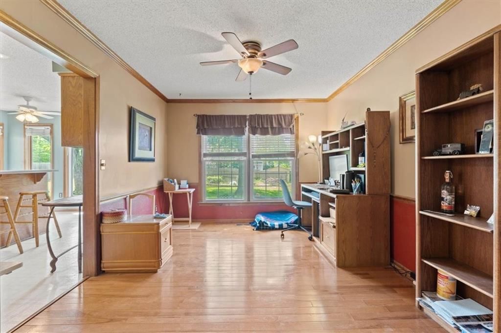 11209 W 115 Street — photo 7