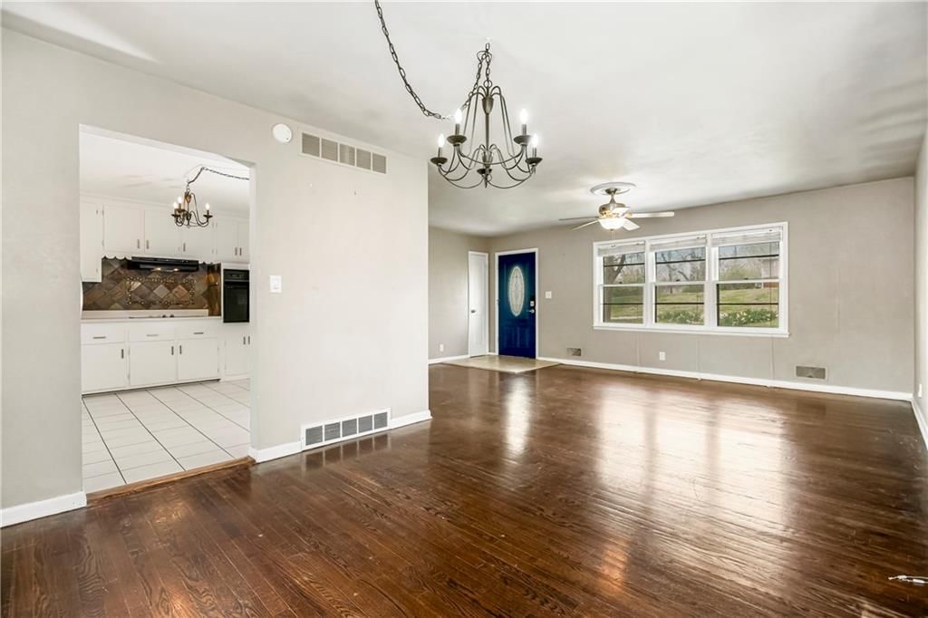 1305 Craig Drive — photo 7