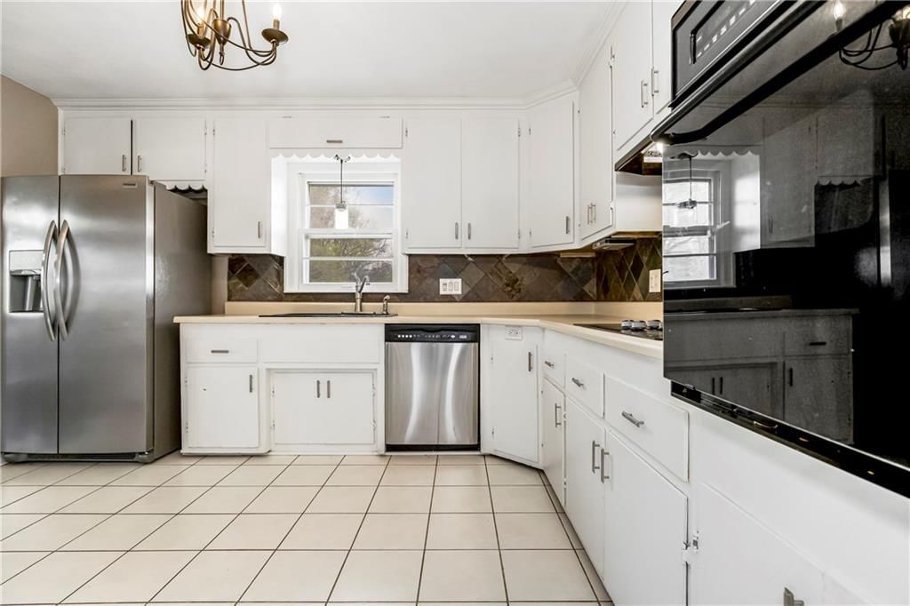 1305 Craig Drive — photo 10