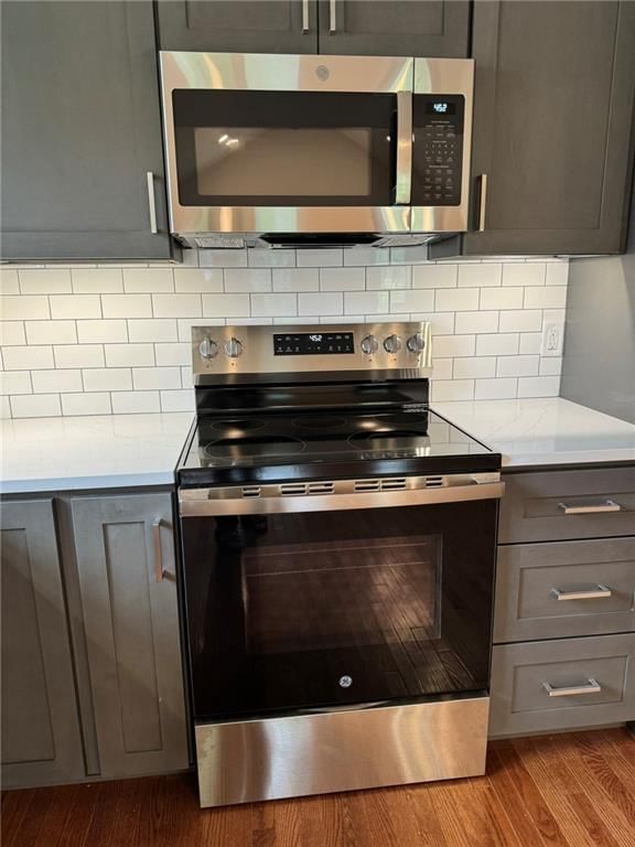 215 W 18th Street — photo 17