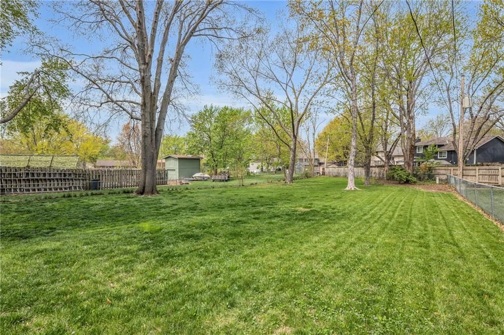 1429 KIOWA Drive — photo 30